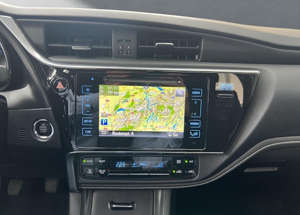 Vehicle image 6 Vehicle image 6