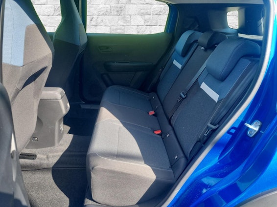 Vehicle image 7 Vehicle image 7