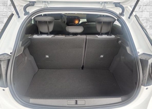 Vehicle image 8 Vehicle image 8