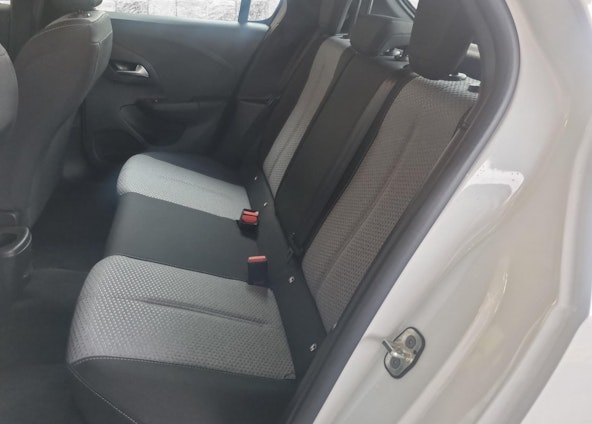 Vehicle image 7 Vehicle image 7