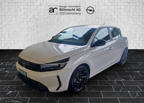 First vehicle image First vehicle image