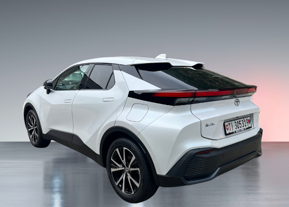 Vehicle image 2 Vehicle image 2