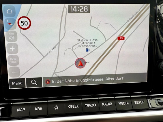 Vehicle image 3 Vehicle image 3