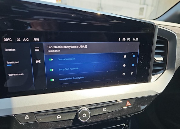 Vehicle image 24 Vehicle image 24