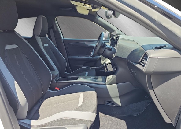 Vehicle image 14 Vehicle image 14