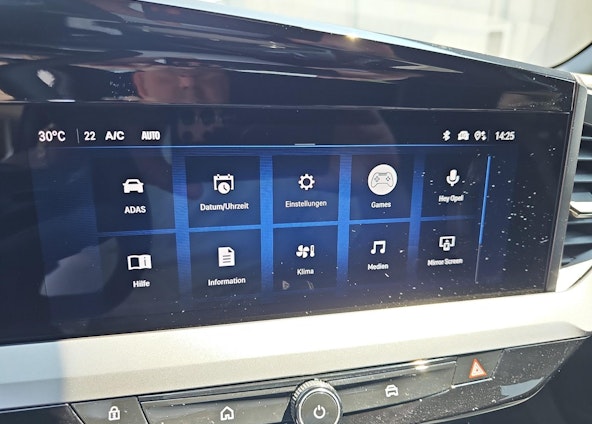 Vehicle image 25 Vehicle image 25