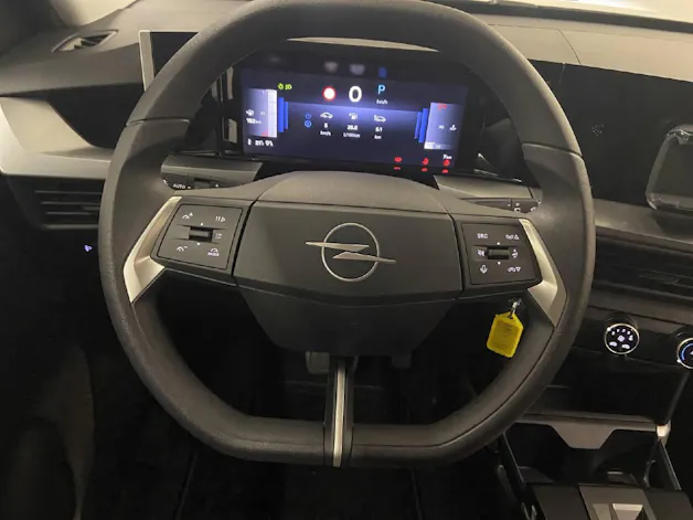 Opel Frontera 1.2 T HEV Edition