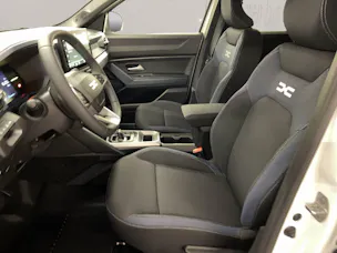 Dacia Duster 1.6 Hybrid Journey