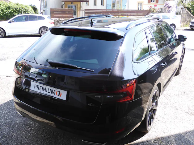 Škoda Superb Combi 2.0 TSI 280 SportLine Light 4x4 DSG