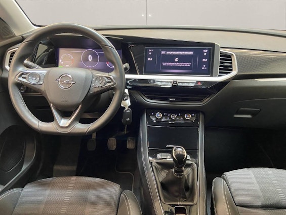 Vehicle image 5 Vehicle image 5