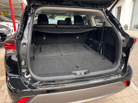 Vehicle image 6 Vehicle image 6