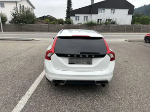 Volvo V60 2.0 T R-Design