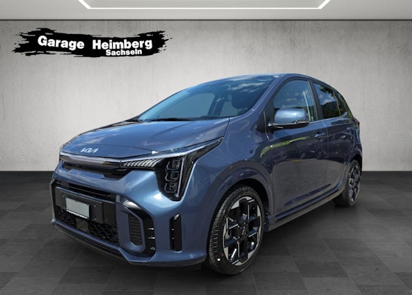 First vehicle image First vehicle image