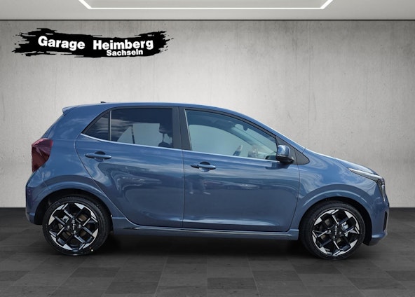 Vehicle image 5 Vehicle image 5