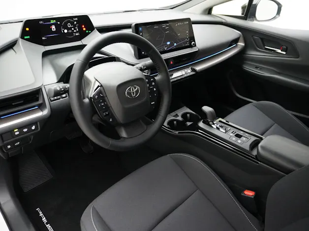 Toyota 2.0 Plug-In-Hybrid Style