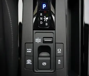 Toyota 2.0 Plug-In-Hybrid Style