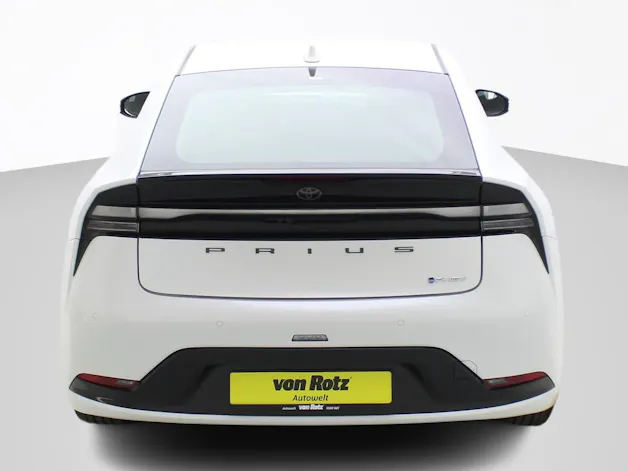 Toyota 2.0 Plug-In-Hybrid Style
