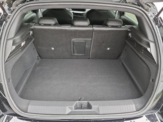 Vehicle image 9 Vehicle image 9