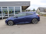 First vehicle image