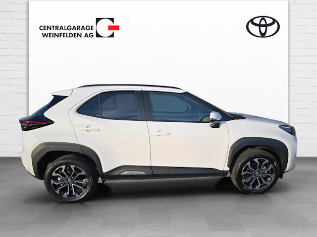 Toyota Yaris Cross 1.5 VVT-i HSD Trend AWD-i