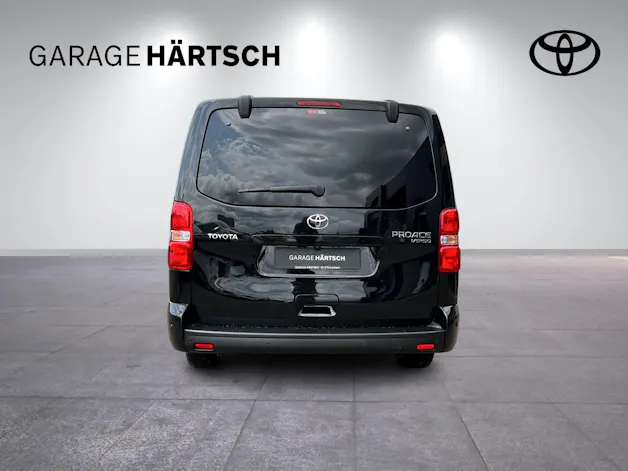 Toyota PROACE Verso L2 2.0 D Trend