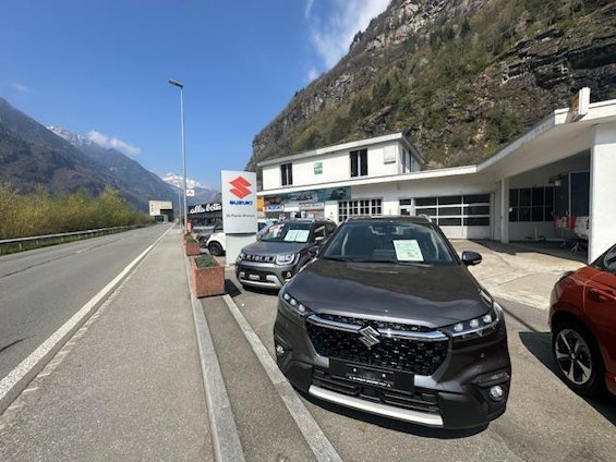 Vehicle image 5 Vehicle image 5