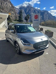 Vehicle image SUZUKI SWIFT 0
