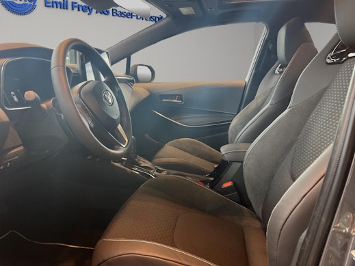 TOYOTA Corolla 2.0 HSD Premium 1
