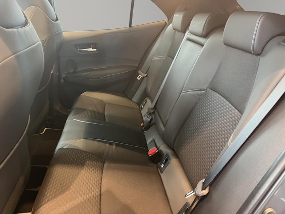 Vehicle image 7 Vehicle image 7