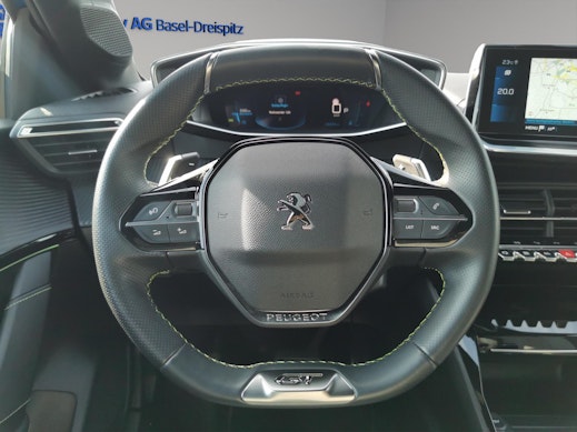 PEUGEOT 208 1.2 PureTech 130 GT Pack 3