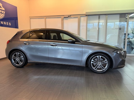 MERCEDES-BENZ A 220 Style 4m 2