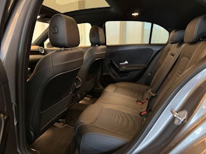 Vehicle image MERCEDES-BENZ A 220 Style 4m