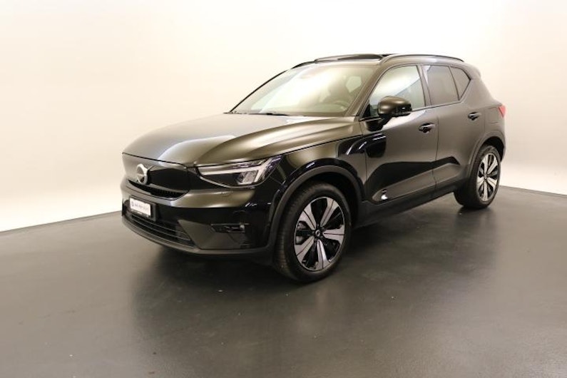 Vehicle image VOLVO XC40