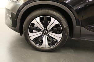 Vehicle image VOLVO XC40 P6 Ultimate