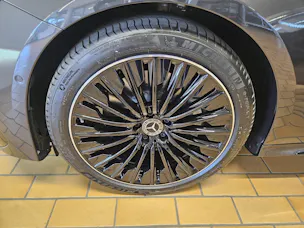 Mercedes-Benz E 220 d 4Matic AMG Line Limousine