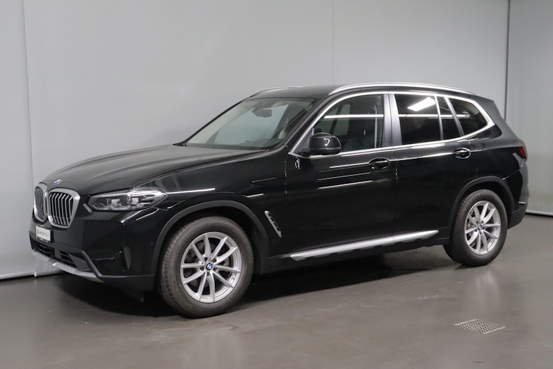 Vehicle image BMW X3