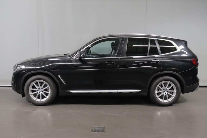 Vehicle image BMW X3