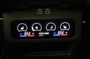 Vehicle image BMW 520d xDrive Touring