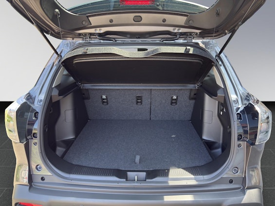 Vehicle image 17 Vehicle image 17