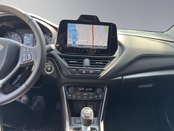 Vehicle image 12 Vehicle image 12