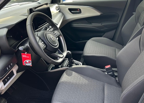 Vehicle image 5 Vehicle image 5