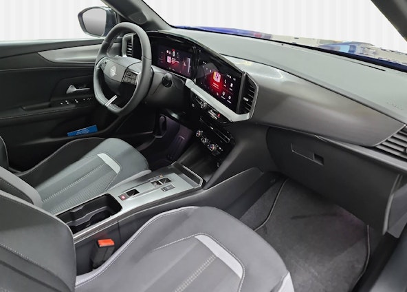 Vehicle image 9 Vehicle image 9