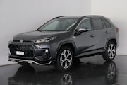First vehicle image