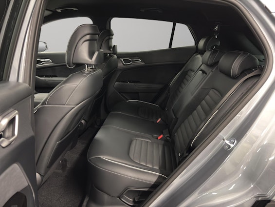 Vehicle image 12 Vehicle image 12