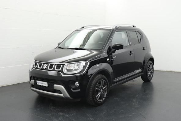 First vehicle image