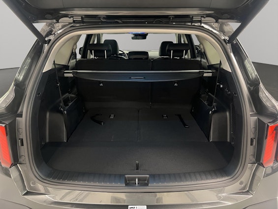 Vehicle image 5 Vehicle image 5