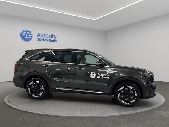 Vehicle image 3 Vehicle image 3