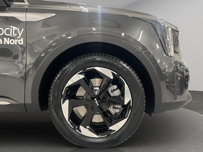 Vehicle image KIA SORENTO