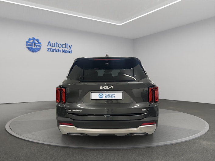 Vehicle image KIA SORENTO