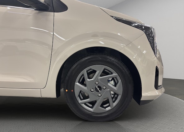 Vehicle image 12 Vehicle image 12